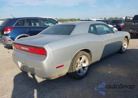 2012 Dodge Challenger Sxt z USA, uszkodzony, nr VIN 2C3CDYAG9CH232242